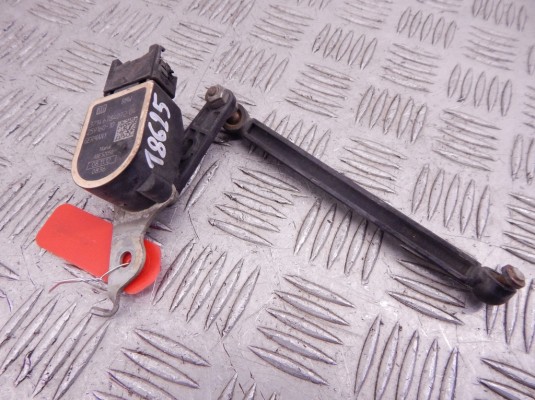 Датчик положения кузова BMW 3-series (F30/31) 37 14 6 784 072