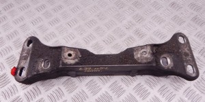 Кронштейн КПП BMW 5-series (E39) 22 31 1 092 476