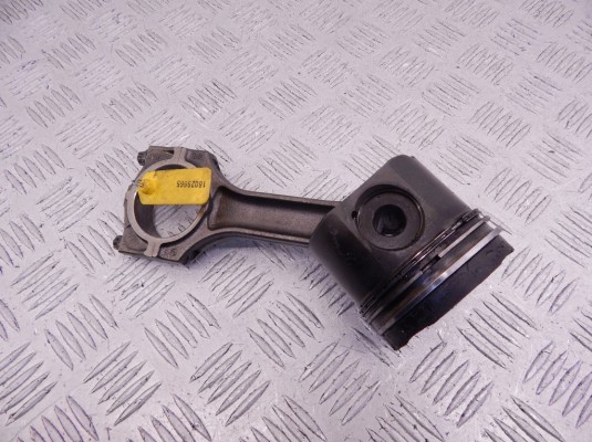 Поршень BMW 5-series (E39) 11 25 7 786 453
