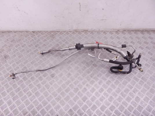 Трубка кондиционера BMW 5-series (E39) 64 53 8 379 720 Трубка кондиционера BMW 5-series (E39) 64 53 8 379 720