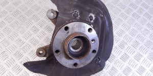 Ступица передняя правая BMW X3-series (E83) 31 21 3 412 020