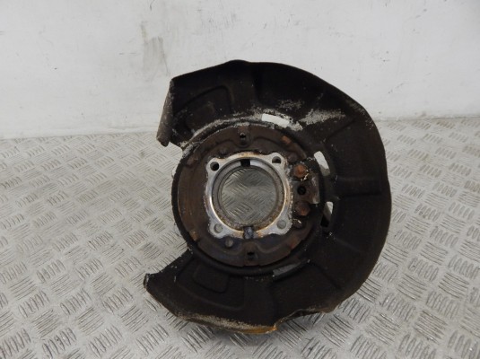 Ступица задняя правая BMW X5-series (E70) 33 32 6 879 102 Ступица задняя правая BMW X5-series (E70) 33 32 6 879 102