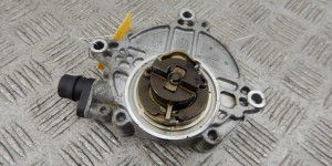 Насос вакуумный BMW 3-series (E90/91/92) 7545021 Насос вакуумный BMW 3-series (E90/91/92) 7545021