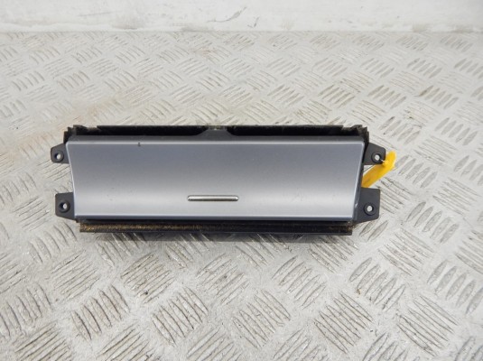Пепельница BMW X5-series (E53) 51 16 8 402 967