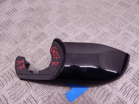 Накладка на зеркало правое BMW X7-series (G07) 697092AA Накладка на зеркало правое BMW X7-series (G07) 697092AA