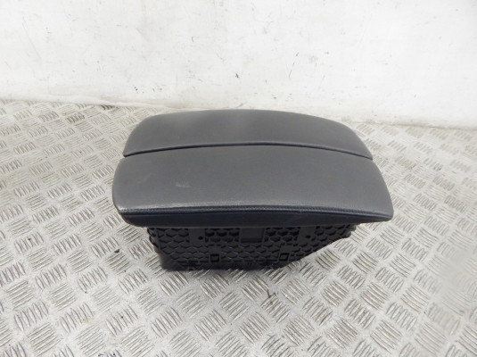 Подлокотник BMW X5-series (E70) 51 16 9 119 655 Подлокотник BMW X5-series (E70) 51 16 9 119 655