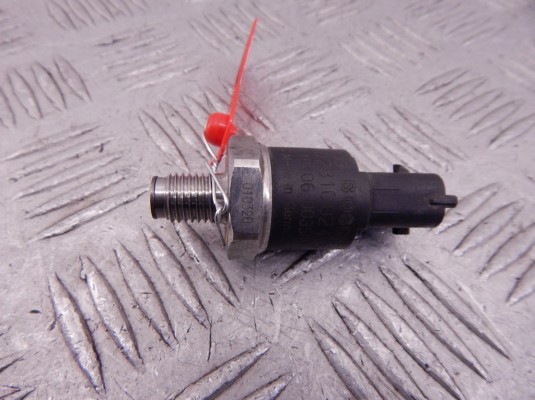 Датчик давления топлива BMW 5-series (E39) 13 53 7 812 345