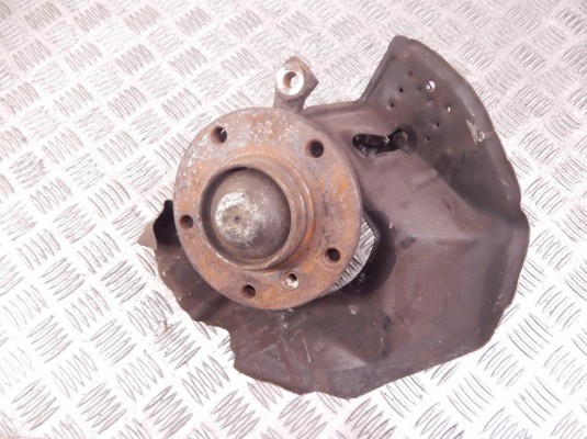 Ступица передняя правая BMW 3-series (E46) 31 21 1 096 430