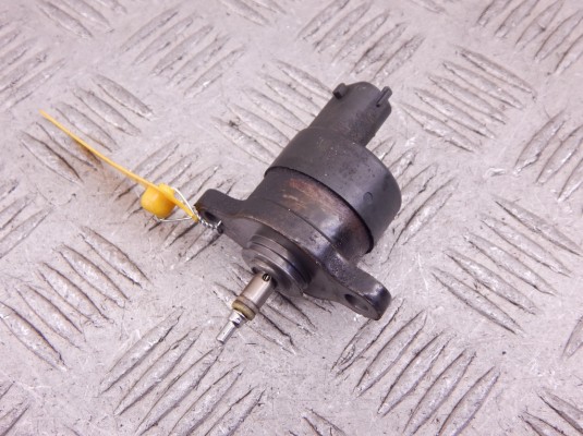 Датчик давления топлива BMW 5-series (E39) 13 51 7 787 537