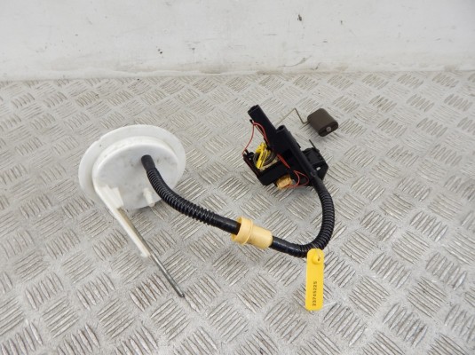 Датчик уровня топлива BMW 5-series (E60/61) 16 14 6 766 008 Датчик уровня топлива BMW 5-series (E60/61) 16 14 6 766 008