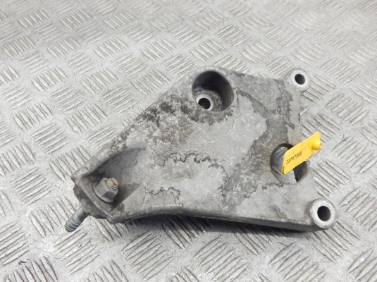 Кронштейн двигателя BMW 3-series (F30/31) 22 11 6 788 611