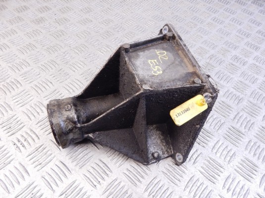 Кронштейн полуоси BMW X5-series (E53) 31 53 7 503 120