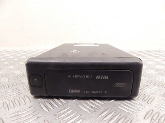 CD-чейнджер BMW 7-series (E38) 65 12 8 361 058