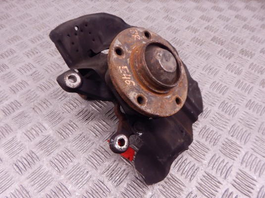 Ступица передняя правая BMW 3-series (E46) 31 21 1 096 430