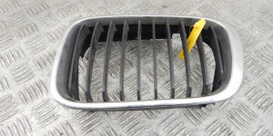 Решетка радиатора BMW 3-series (E46) 51 13 8 195 055