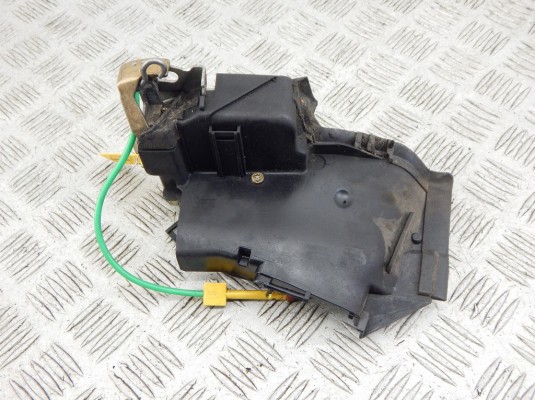 Замок двери передней правой BMW 5-series (E39) 51 21 8 235 104 Замок двери передней правой BMW 5-series (E39) 51 21 8 235 104