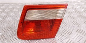 Фонарь крышки багажника правый BMW 3-series (E46)