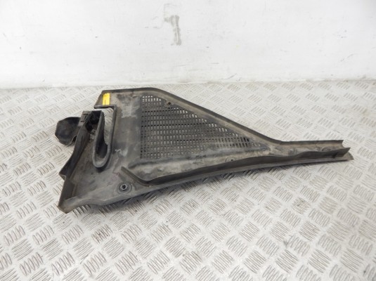 Дождевик BMW X5-series (E70) 64 31 6 945 583 Дождевик BMW X5-series (E70) 64 31 6 945 583