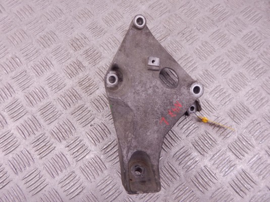 Кронштейн двигателя BMW 3-series (E90/91/92) 22 11 6 775 041