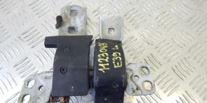 Петля крышки багажника BMW 5-series (E39) 41 61 7 007 403