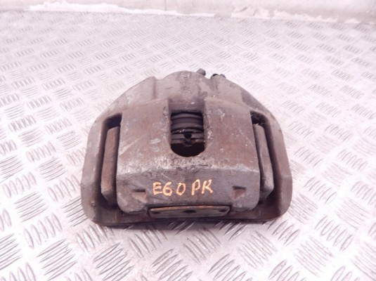 Суппорт передний правый BMW 5-series (E60/61) 34 11 6 753 660