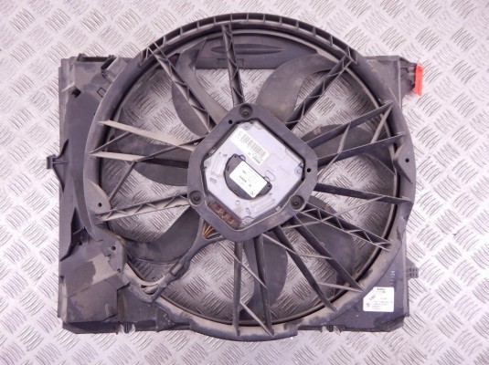 Вентилятор радиатора BMW 3-series (E90/91/92) 17 42 7 522 055