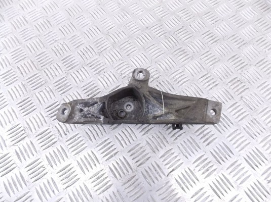 Кронштейн двигателя BMW 5-series (E39) 22 11 1 096 079