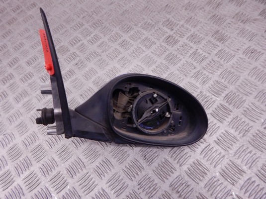 Зеркало наружное правое BMW 3-series (E90/91/92) 51 16 7 189 948