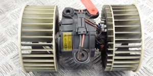 Моторчик печки BMW 5-series (E39) 64 11 8 385 558 Моторчик печки BMW 5-series (E39) 64 11 8 385 558