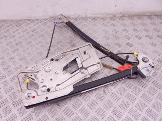 Стеклоподъемник электрический передний правый BMW 5-series (E39) 51 33 8 236 860