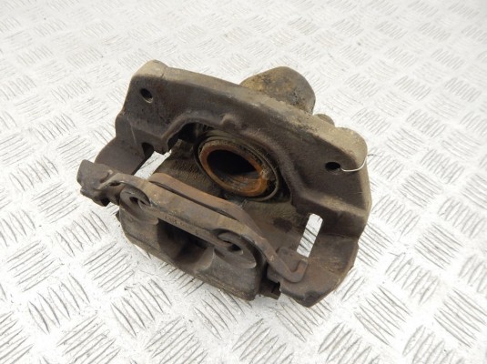 Суппорт передний правый BMW X5-series (E53) 34 11 6 773 132