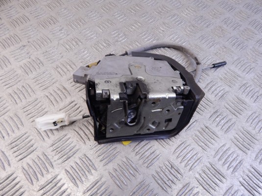 Замок двери задней правой BMW X5-series (E53) 51 22 8 402 602