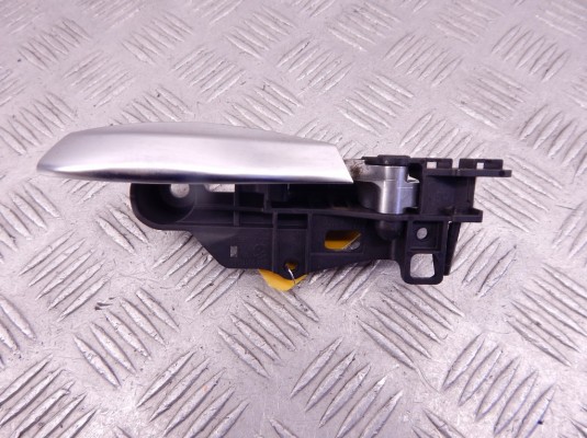 Ручка внутренняя задняя левая BMW 7-series (F01/02) 51 22 9 116 343 Ручка внутренняя задняя левая BMW 7-series (F01/02) 51 22 9 116 343
