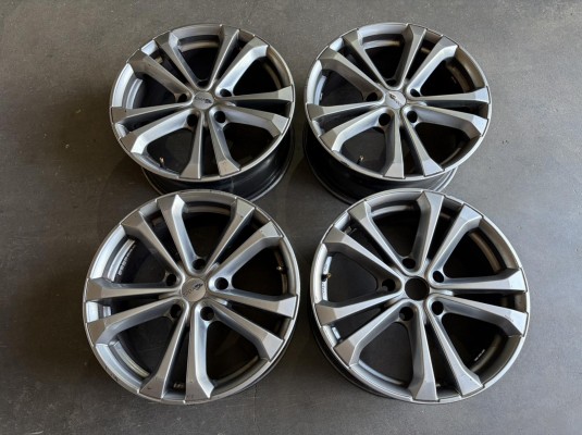 Диск литой BMW 3-series (E90/91/92) Диск литой BMW 3-series (E90/91/92)