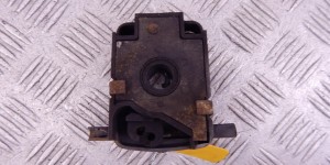 Замок капота BMW 5-series (E39) 51 23 8 203 859 Замок капота BMW 5-series (E39) 51 23 8 203 859