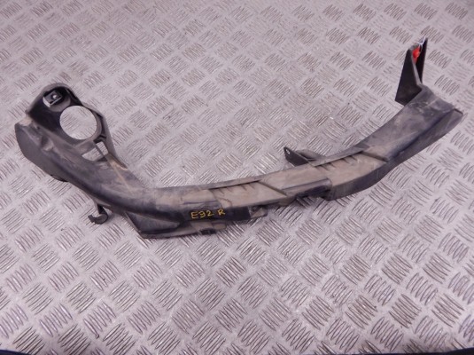 Крепление фары правой BMW 3-series (E90/91/92) 51 11 7 154 724