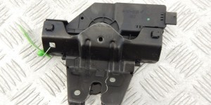 Замок багажника BMW 3-series (E46) 51 24 8 196 401 Замок багажника BMW 3-series (E46) 51 24 8 196 401