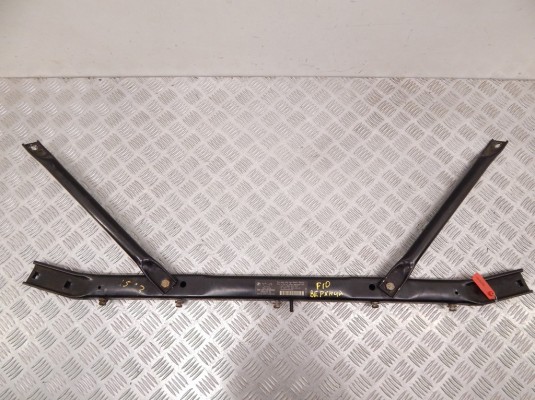 Отбойник бампера переднего BMW 5-series (F10/11) 51 64 7 200 690
