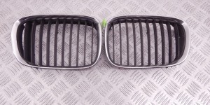 Решетка радиатора BMW 5-series (E39) 51 13 8 159 315