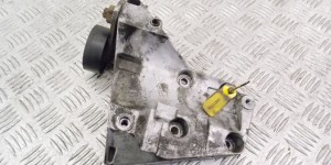 Кронштейн компрессора кондиционера BMW 5-series (E39) 64 55 2 246 146
