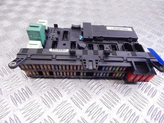 Блок предохранителей BMW X5-series (E53) 61 13 8 380 407