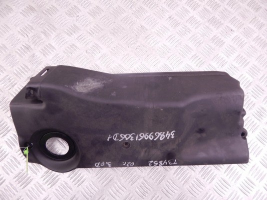 Декоративная крышка двигателя BMW X5-series (E53) 13 71 2 247 443
