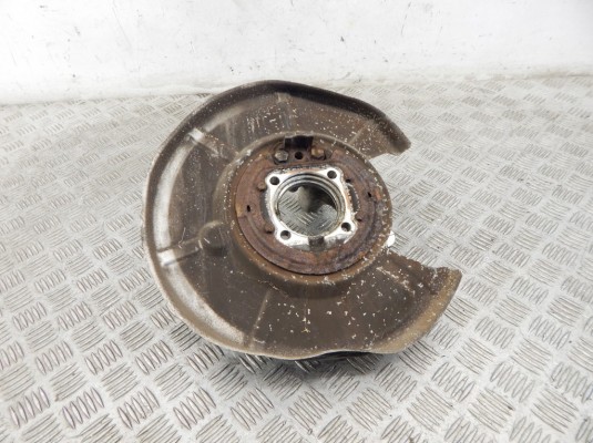 Ступица задняя левая BMW 7-series (E65/66) Ступица задняя левая BMW 7-series (E65/66)