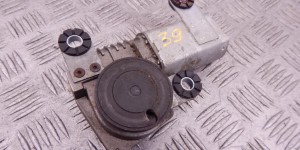 Моторчик заднего стеклоочистителя (дворника) BMW 5-series (E39) 61 62 8 361 640 Моторчик заднего стеклоочистителя (дворника) BMW 5-series (E39) 61 62 8 361 640