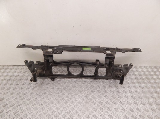 Передняя панель крепления облицовки (телевизор) BMW 5-series (E39) 51 71 8 159 610