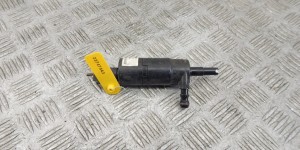 Насос (моторчик) омывателя фар BMW 5-series (E39) Насос (моторчик) омывателя фар BMW 5-series (E39)