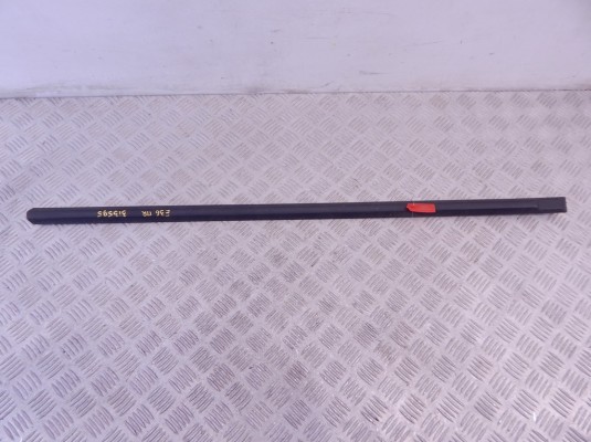 Молдинг двери передней правой BMW 3-series (E36) 51 13 1 960 732