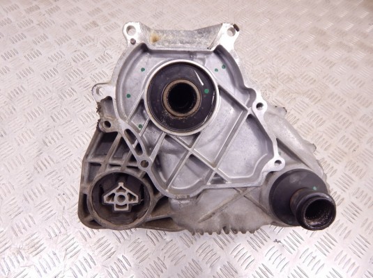 Раздаточная коробка BMW X3-series (F25) 27 10 7 643 753 Раздаточная коробка BMW X3-series (F25) 27 10 7 643 753