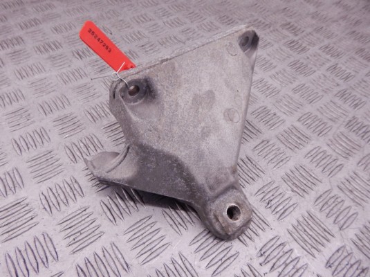 Кронштейн двигателя BMW 3-series (F30/31) 22 11 6 788 610 Кронштейн двигателя BMW 3-series (F30/31) 22 11 6 788 610