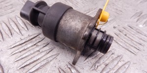 Датчик давления топлива BMW 5-series (E60/61) 13 51 7 797 875